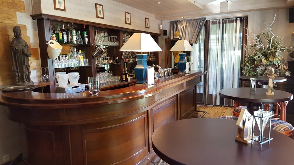 ホテルChalet Sur Lesse メサン エクステリア 写真