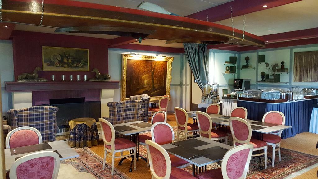 ホテルChalet Sur Lesse メサン エクステリア 写真