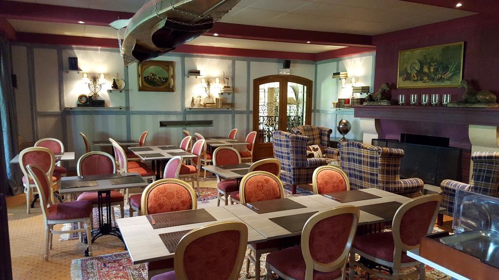 ホテルChalet Sur Lesse メサン エクステリア 写真