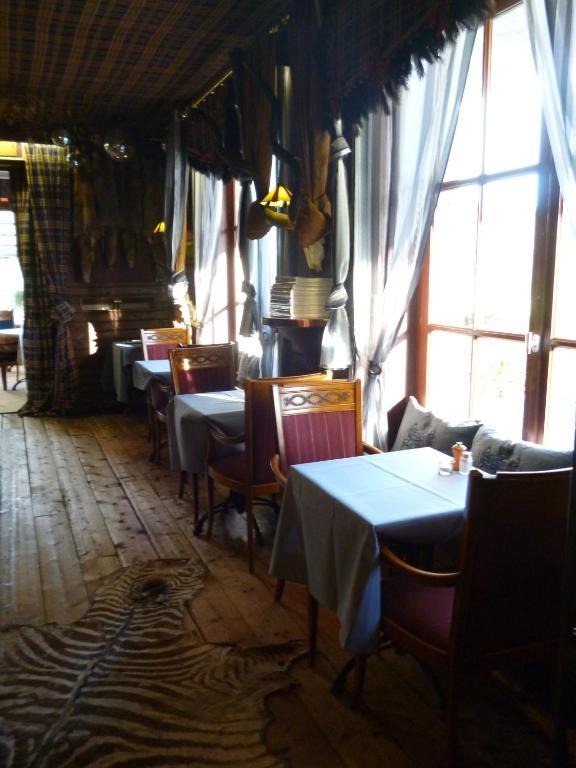 ホテルChalet Sur Lesse メサン エクステリア 写真