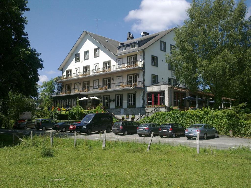 ホテルChalet Sur Lesse メサン エクステリア 写真