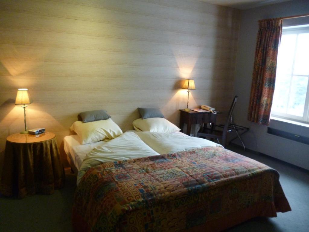 ホテルChalet Sur Lesse メサン 部屋 写真