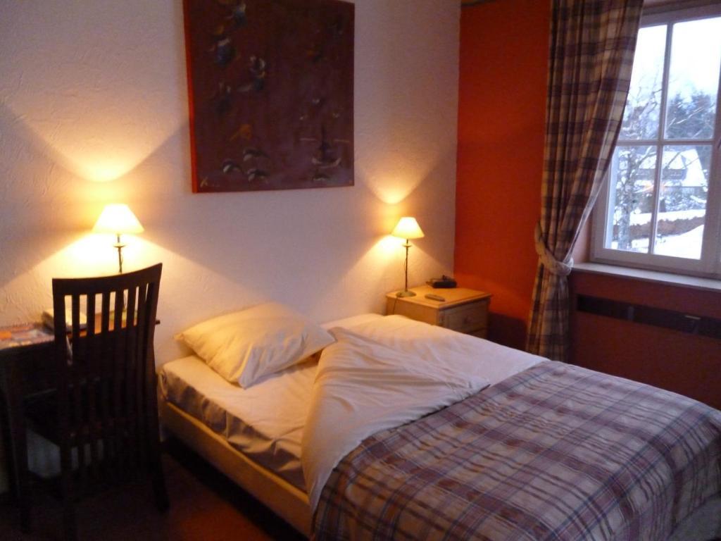 ホテルChalet Sur Lesse メサン 部屋 写真